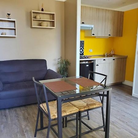 La Grelauderie 2 Apartment Сент Екстериор снимка